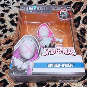 Spiderman M255 spider Gwen cast figure
